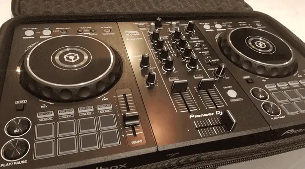 DJ controller Pioneer DDJ-400